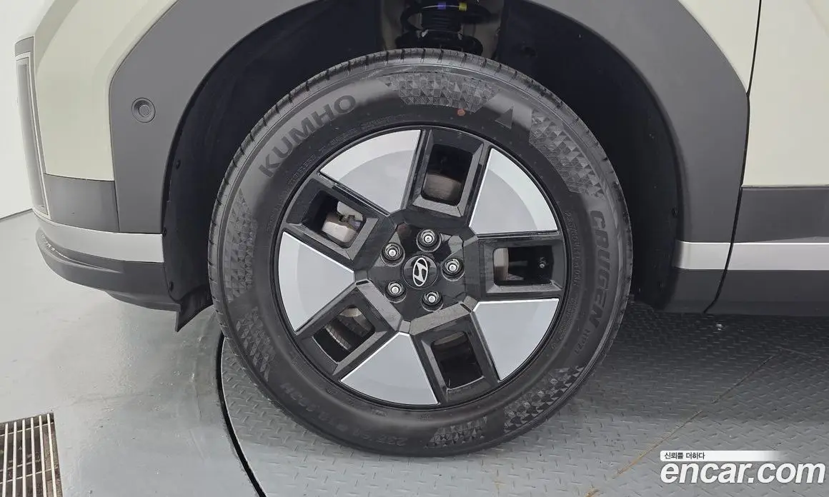 Hyundai Santa Fe 2024 1.6 автомат (гидро), фото 5 Hyundai Santa Fe 2024 1.6 автомат (гидро), фото 5