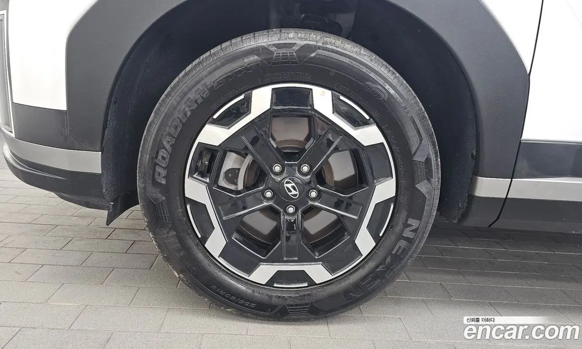 Hyundai Santa Fe 2024 2.5 автомат (гидро), фото 5 Hyundai Santa Fe 2024 2.5 автомат (гидро), фото 5
