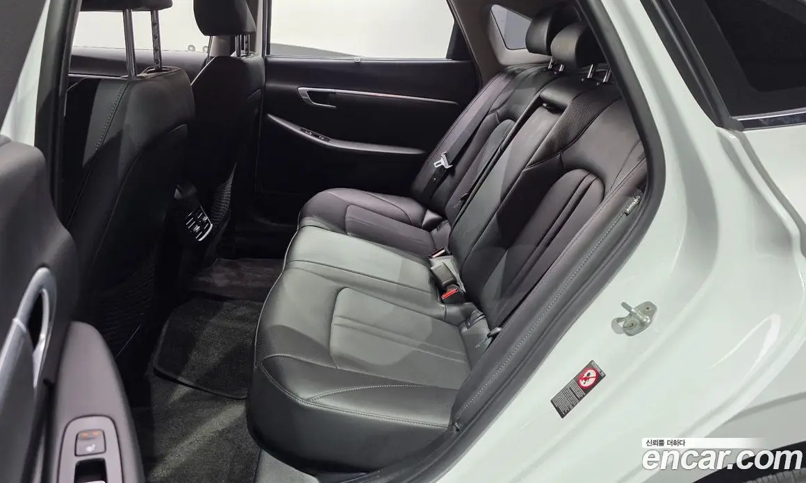 Hyundai Sonata 2019 2.0 автомат (гидро), фото 11 Hyundai Sonata 2019 2.0 автомат (гидро), фото 11