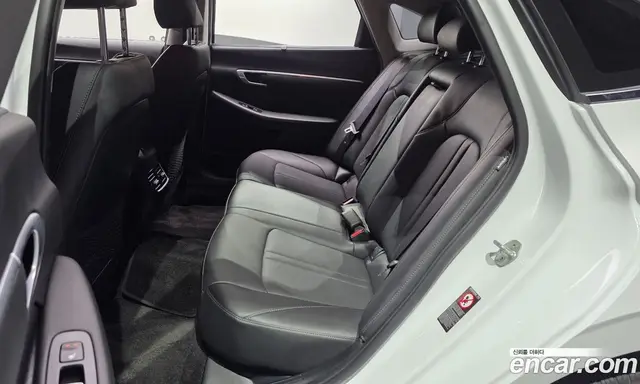 Hyundai Sonata 2019 2.0 автомат (гидро), миниатюра 11 Hyundai Sonata 2019 2.0 автомат (гидро), миниатюра 11