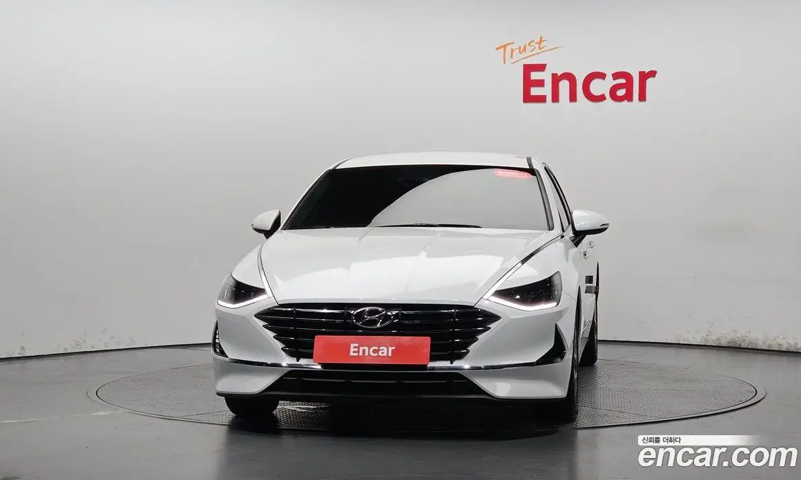 Hyundai Sonata 2019 2.0 автомат (гидро), фото 2 Hyundai Sonata 2019 2.0 автомат (гидро), фото 2