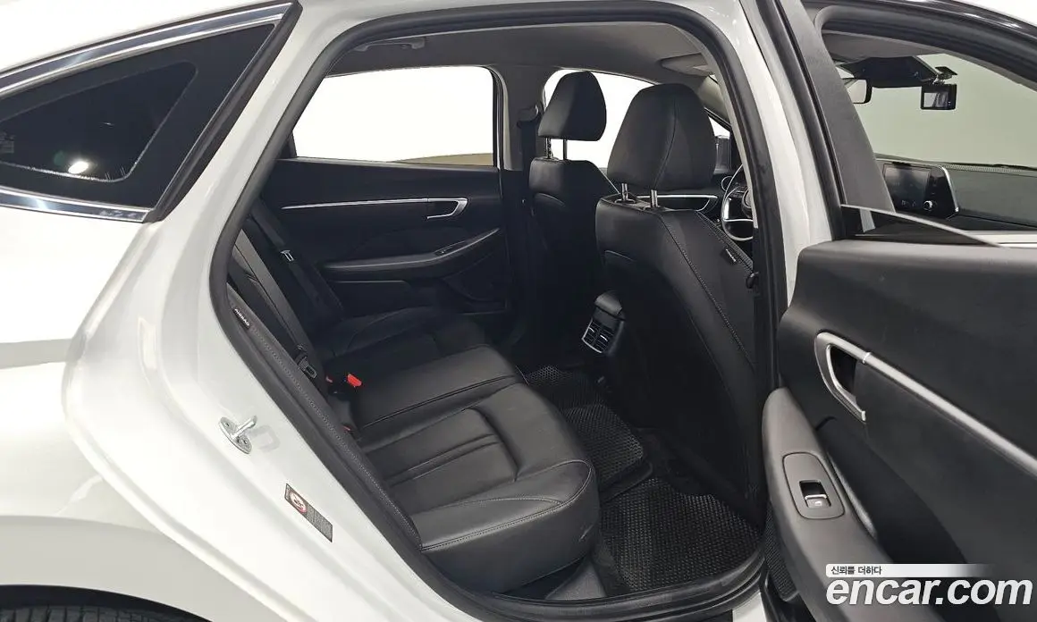Hyundai Sonata 2019 2.0 автомат (гидро), фото 15 Hyundai Sonata 2019 2.0 автомат (гидро), фото 15