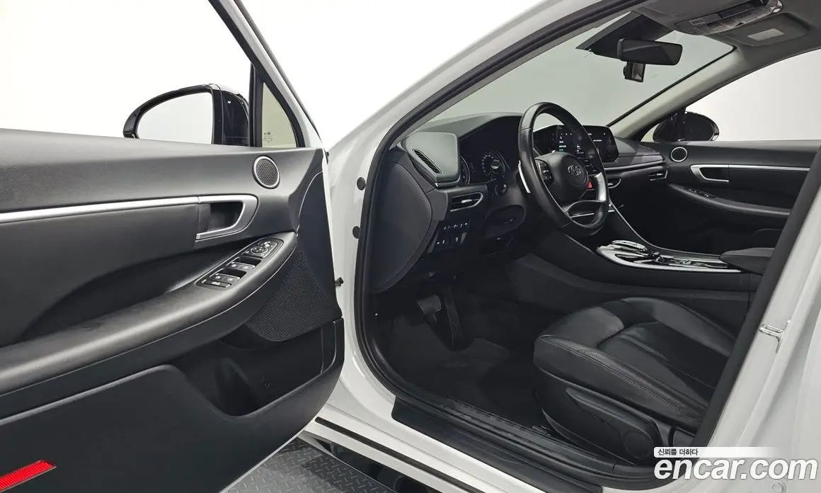 Hyundai Sonata 2022 2.0 автомат (гидро), фото 13 Hyundai Sonata 2022 2.0 автомат (гидро), фото 13