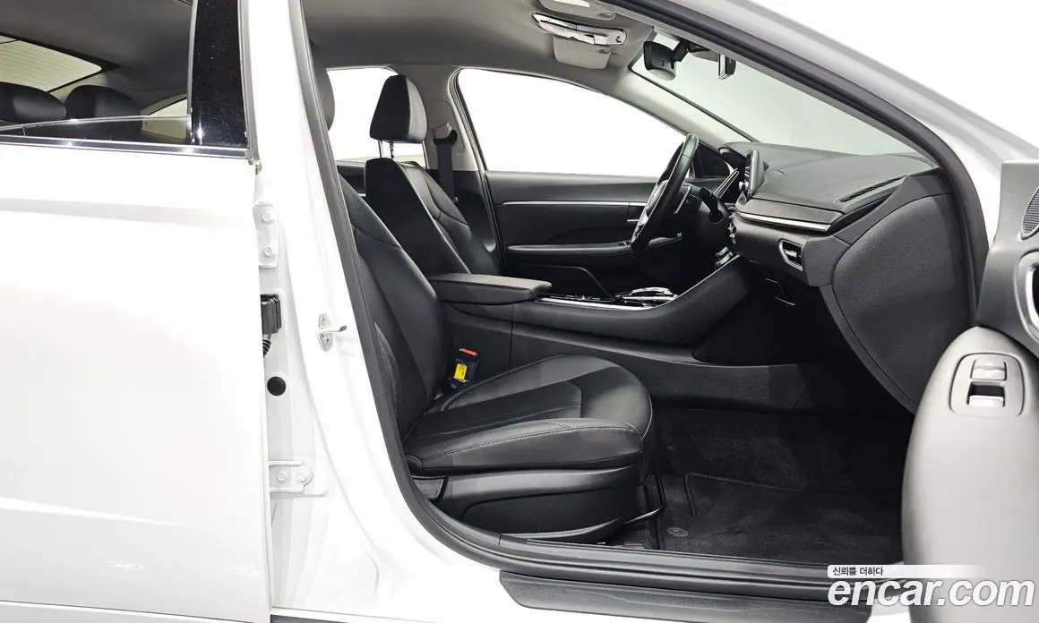 Hyundai Sonata 2022 2.0 автомат (гидро), фото 16 Hyundai Sonata 2022 2.0 автомат (гидро), фото 16