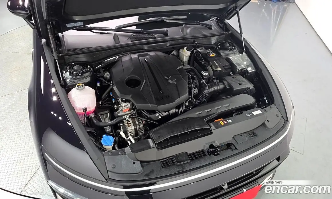 Hyundai Sonata 2023 2.0 автомат (гидро), фото 6