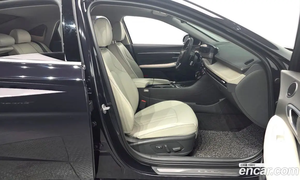 Hyundai Sonata 2023 2.0 автомат (гидро), фото 10