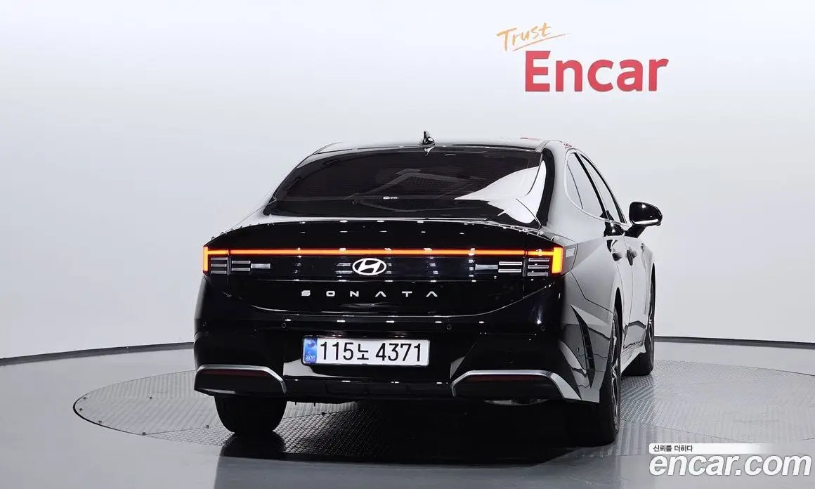 Hyundai Sonata 2025 2.0 автомат (гидро), фото 4 Hyundai Sonata 2025 2.0 автомат (гидро), фото 4