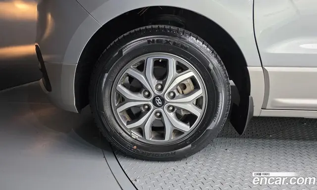 Hyundai Starex 2019 2.5 автомат (гидро), миниатюра 5 Hyundai Starex 2019 2.5 автомат (гидро), миниатюра 5