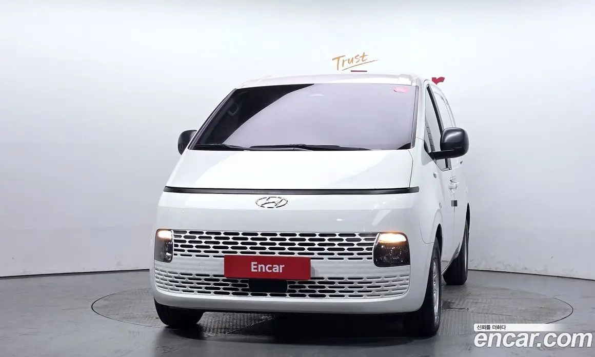 Hyundai Staria 2022 2.2 автомат (гидро), фото 3 Hyundai Staria 2022 2.2 автомат (гидро), фото 3