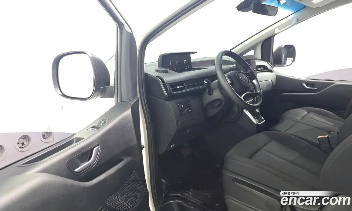 Hyundai Staria 2022 2.2 автомат (гидро), фото 22 Hyundai Staria 2022 2.2 автомат (гидро), фото 22