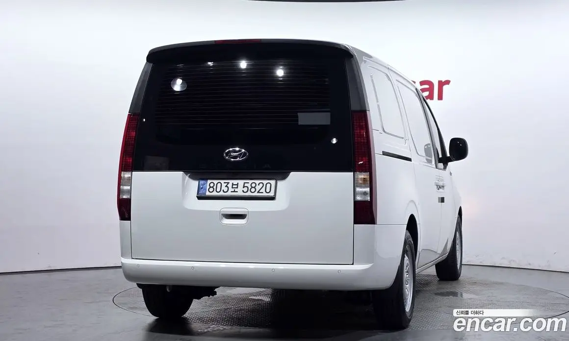 Hyundai Staria 2022 2.2 автомат (гидро), фото 4 Hyundai Staria 2022 2.2 автомат (гидро), фото 4