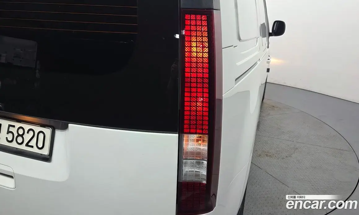 Hyundai Staria 2022 2.2 автомат (гидро), фото 9 Hyundai Staria 2022 2.2 автомат (гидро), фото 9