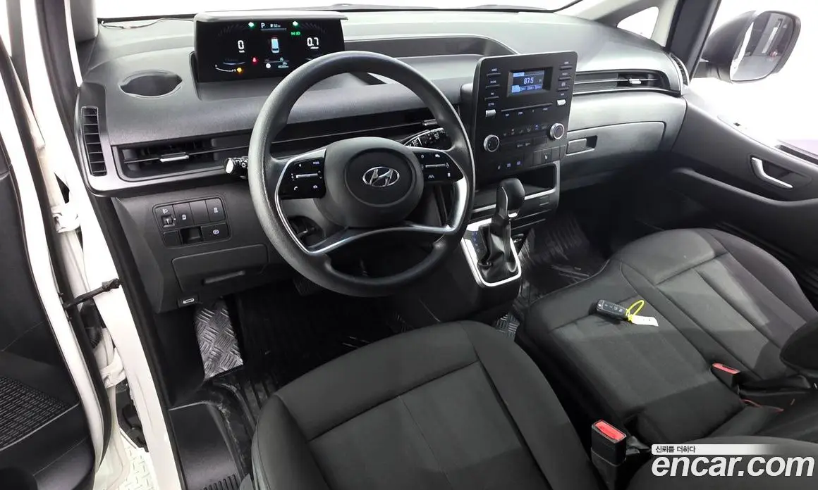 Hyundai Staria 2022 2.2 автомат (гидро), фото 10 Hyundai Staria 2022 2.2 автомат (гидро), фото 10