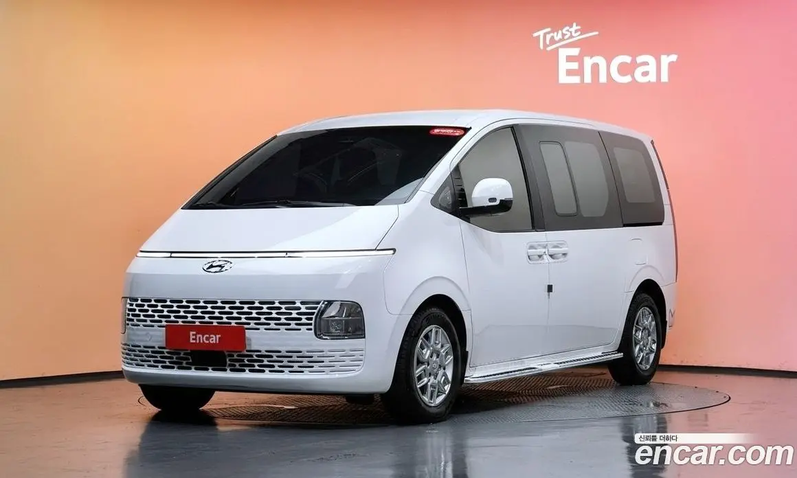 Hyundai Staria 2023 3.5 автомат (гидро), фото 40 Hyundai Staria 2023 3.5 автомат (гидро), фото 40