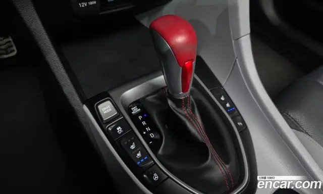 Hyundai Veloster 2018 1.6 автомат (гидро), миниатюра 12