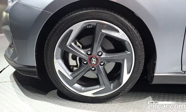 Hyundai Veloster 2018 1.6 автомат (гидро), миниатюра 5 Hyundai Veloster 2018 1.6 автомат (гидро), миниатюра 5