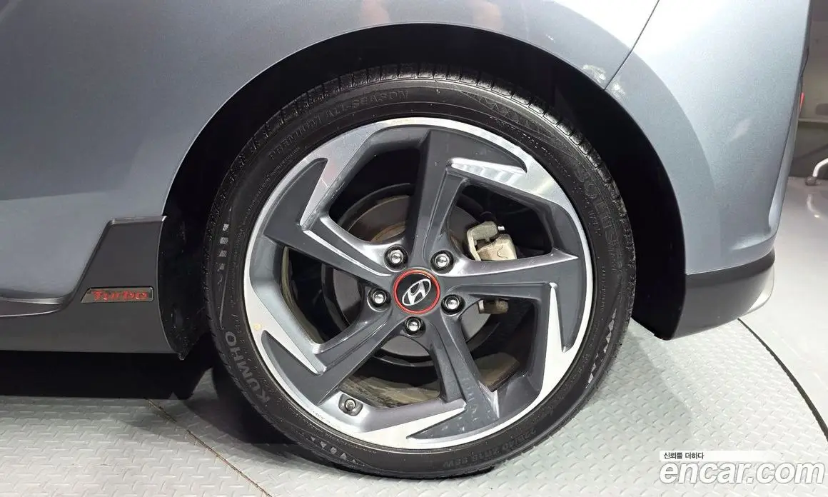 Hyundai Veloster 2018 1.6 автомат (гидро), фото 7 Hyundai Veloster 2018 1.6 автомат (гидро), фото 7