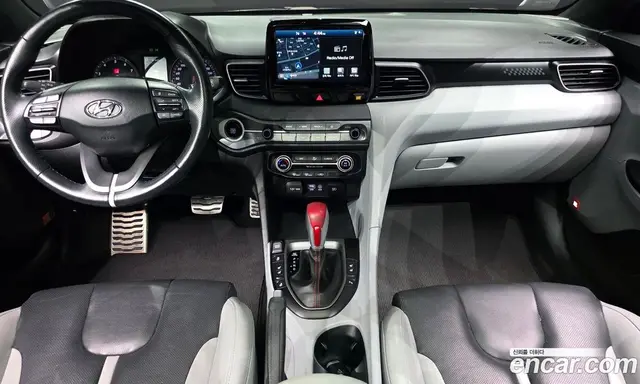 Hyundai Veloster 2018 1.6 автомат (гидро), миниатюра 10 Hyundai Veloster 2018 1.6 автомат (гидро), миниатюра 10