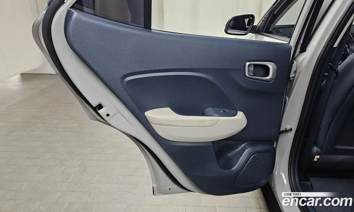 Hyundai Venue 2022 1.6 автомат (гидро), фото 15 Hyundai Venue 2022 1.6 автомат (гидро), фото 15