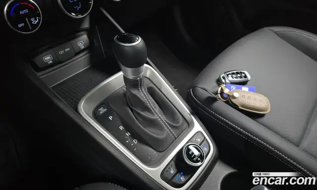 Hyundai Venue 2025 1.6 автомат (гидро), миниатюра 11 Hyundai Venue 2025 1.6 автомат (гидро), миниатюра 11