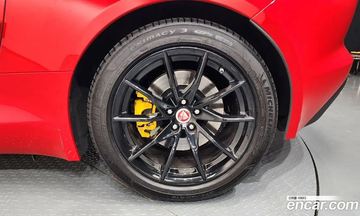 Jaguar F-Type 2020 2.0 автомат (гидро), фото 7 Jaguar F-Type 2020 2.0 автомат (гидро), фото 7