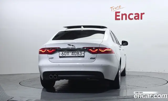 Jaguar XF 2018 2.0 автомат (гидро), миниатюра 4 Jaguar XF 2018 2.0 автомат (гидро), миниатюра 4