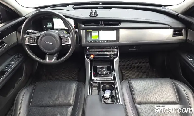 Jaguar XF 2018 2.0 автомат (гидро), миниатюра 7 Jaguar XF 2018 2.0 автомат (гидро), миниатюра 7