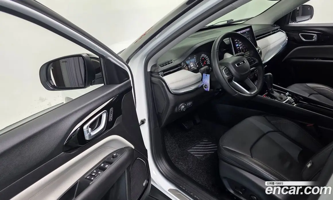 Jeep Compass 2022 2.4 автомат (гидро), фото 12