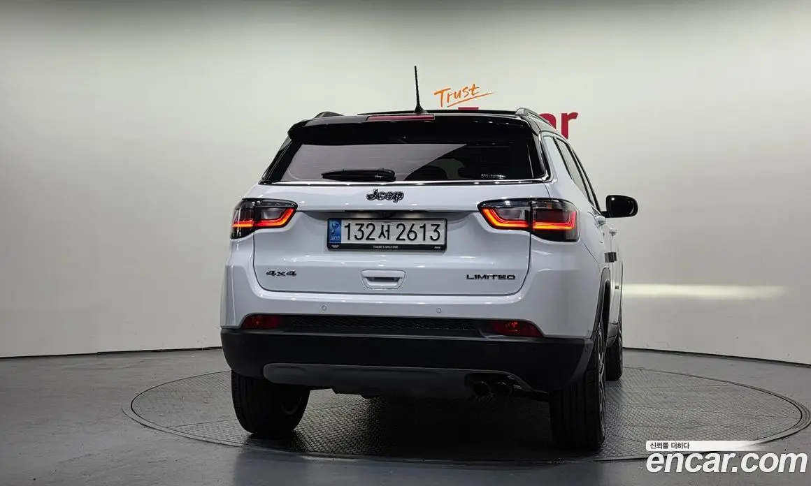 Jeep Compass 2022 2.4 автомат (гидро), фото 4