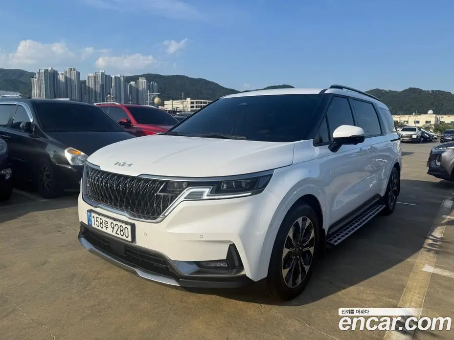 Kia Carnival 2023 3.5 автомат (гидро), фото 1 Kia Carnival 2023 3.5 автомат (гидро), фото 1