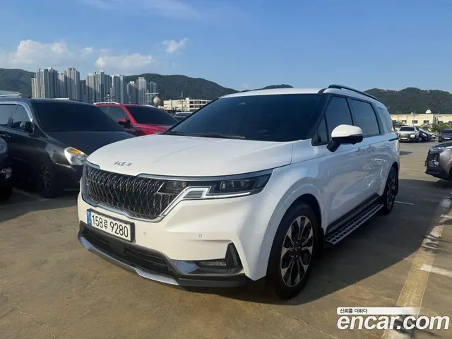 Kia Carnival, 2023, 8 510 км