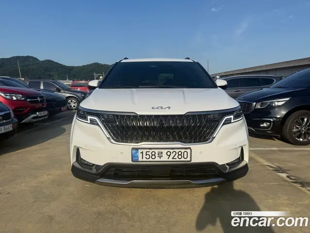 Kia Carnival 2023 3.5 автомат (гидро), миниатюра 3 Kia Carnival 2023 3.5 автомат (гидро), миниатюра 3