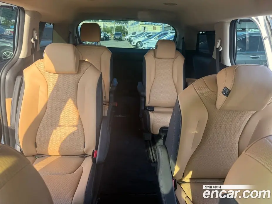 Kia Carnival 2023 3.5 автомат (гидро), фото 7 Kia Carnival 2023 3.5 автомат (гидро), фото 7