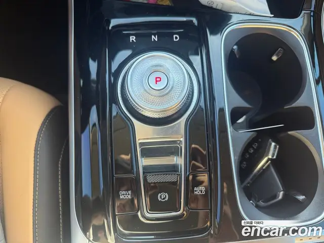 Kia Carnival 2023 3.5 автомат (гидро), миниатюра 9 Kia Carnival 2023 3.5 автомат (гидро), миниатюра 9
