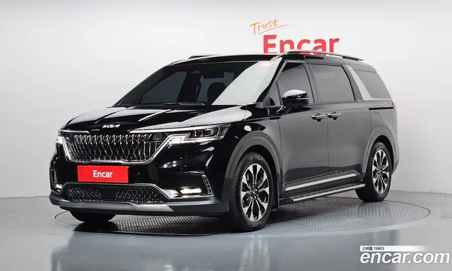 Kia Carnival, 2023, 17 953 км