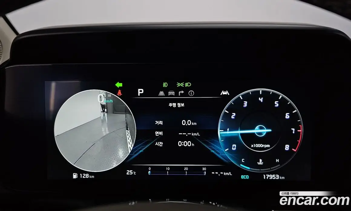 Kia Carnival 2023 3.5 автомат (гидро), фото 11