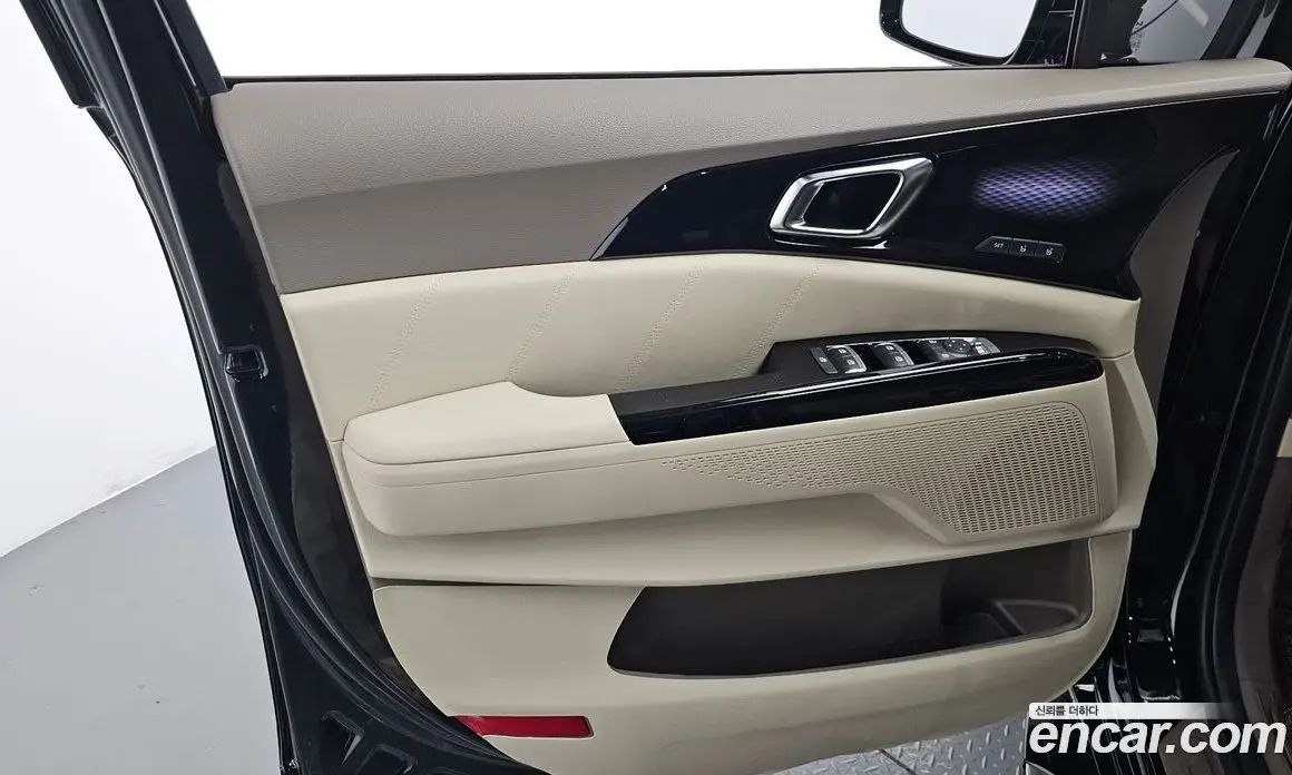 Kia Carnival 2023 3.5 автомат (гидро), фото 14