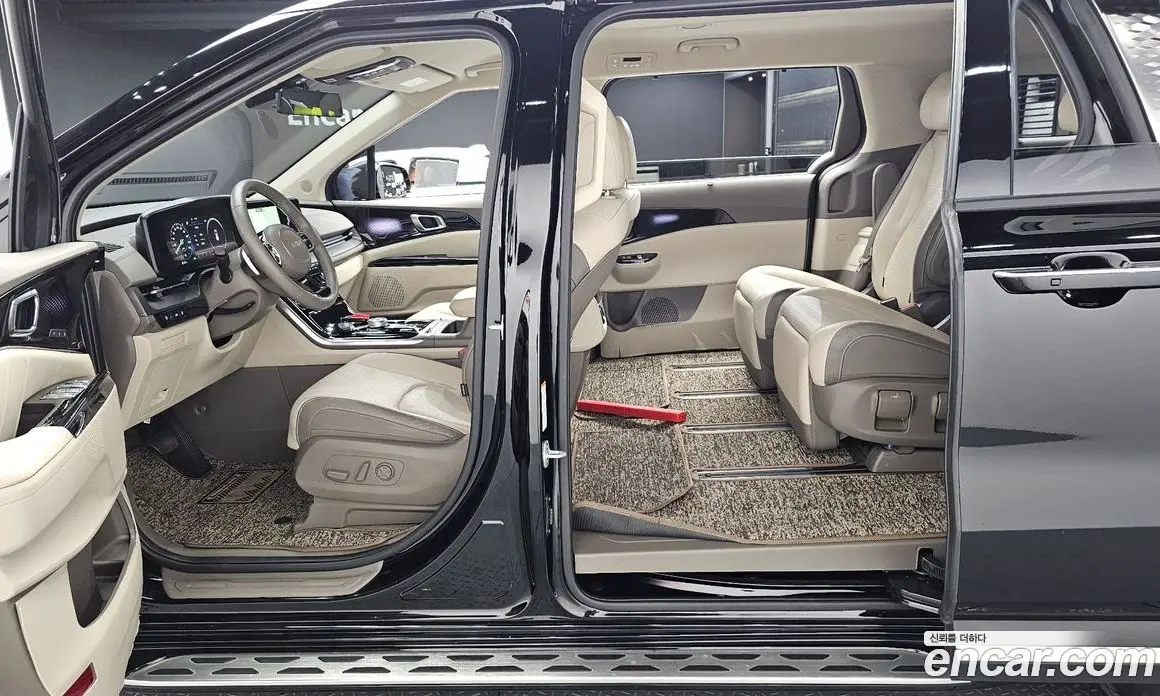 Kia Carnival 2023 3.5 автомат (гидро), фото 17