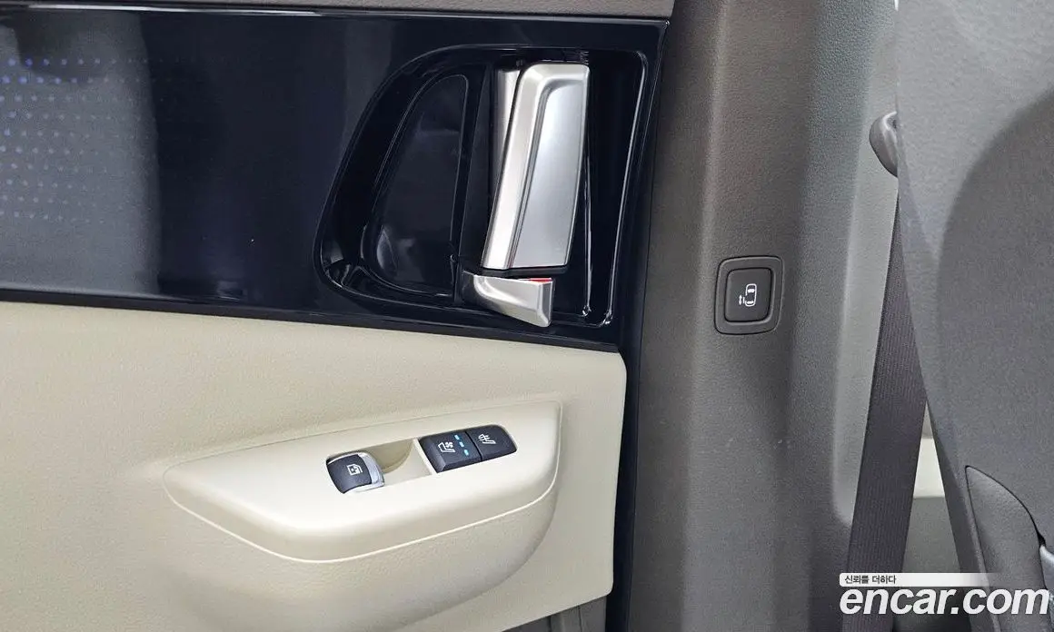 Kia Carnival 2025 3.5 автомат (гидро), фото 24 Kia Carnival 2025 3.5 автомат (гидро), фото 24