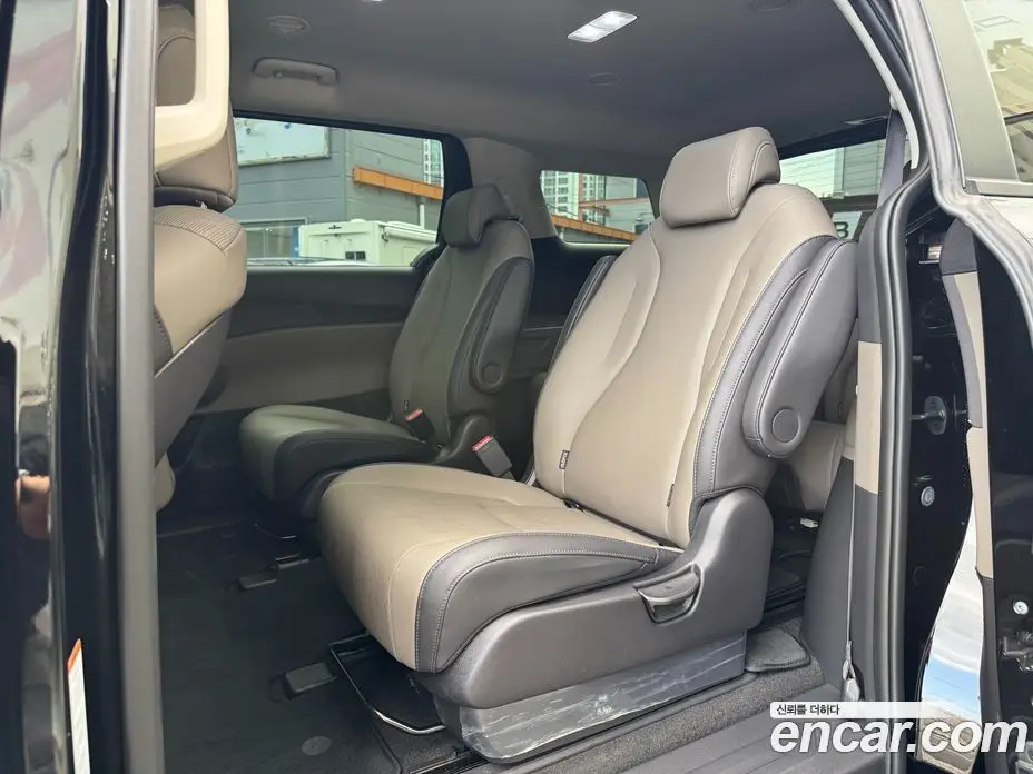 Kia Carnival 2025 2.2 автомат (гидро), фото 15 Kia Carnival 2025 2.2 автомат (гидро), фото 15