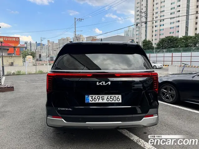 Kia Carnival 2025 2.2 автомат (гидро), миниатюра 4 Kia Carnival 2025 2.2 автомат (гидро), миниатюра 4