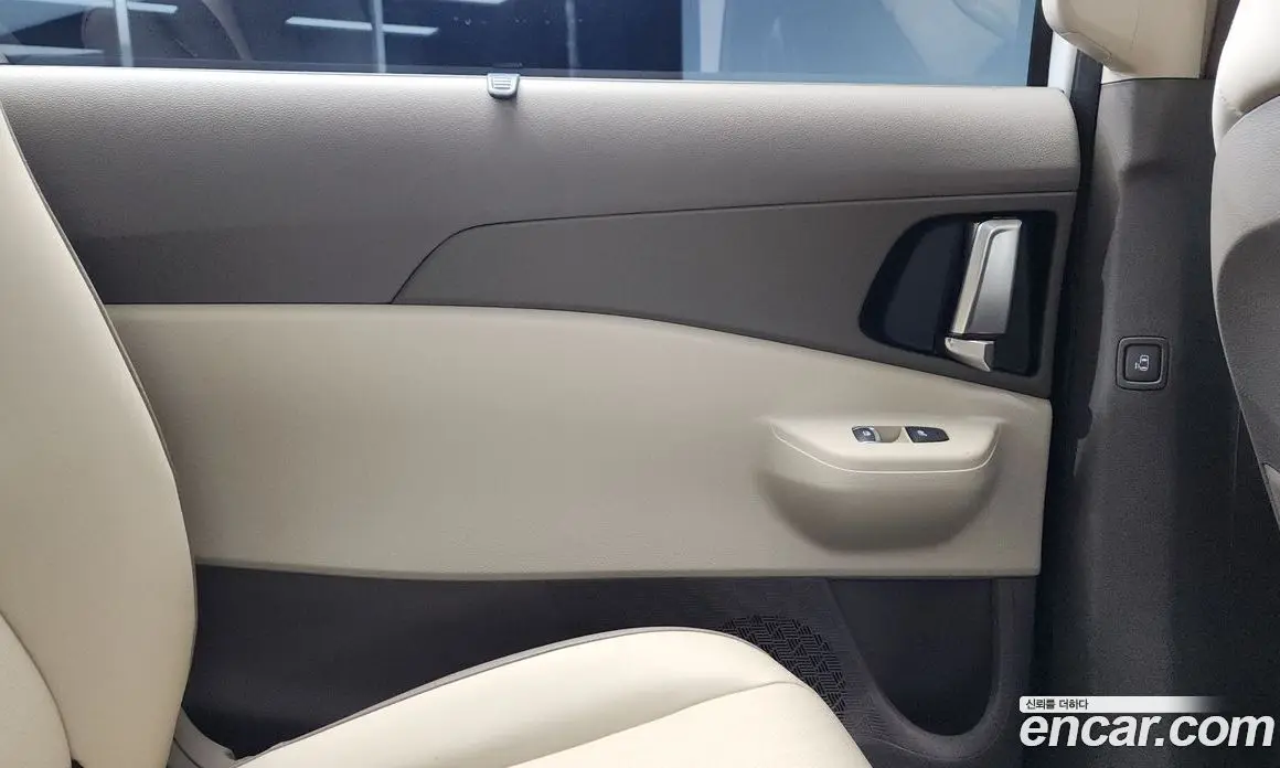 Kia Carnival 2025 2.2 автомат (гидро), фото 15 Kia Carnival 2025 2.2 автомат (гидро), фото 15