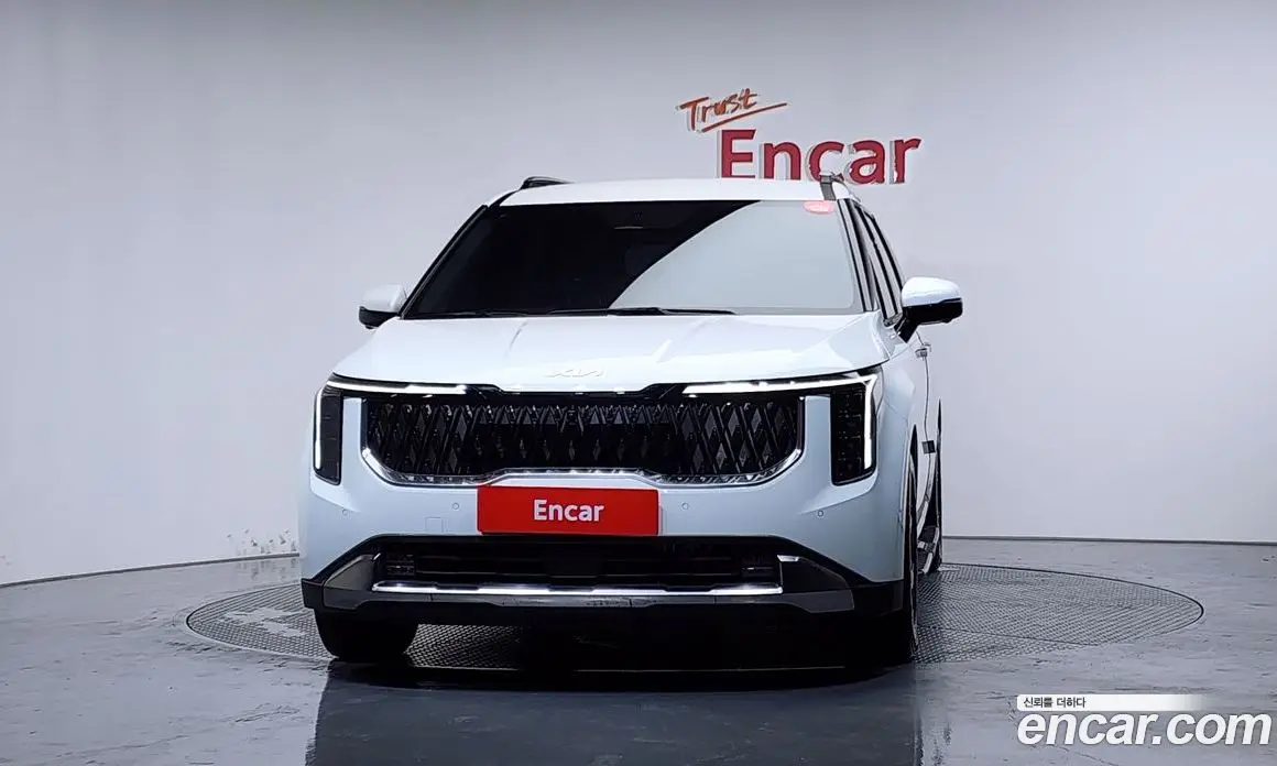Kia Carnival 2025 2.2 автомат (гидро), фото 3 Kia Carnival 2025 2.2 автомат (гидро), фото 3