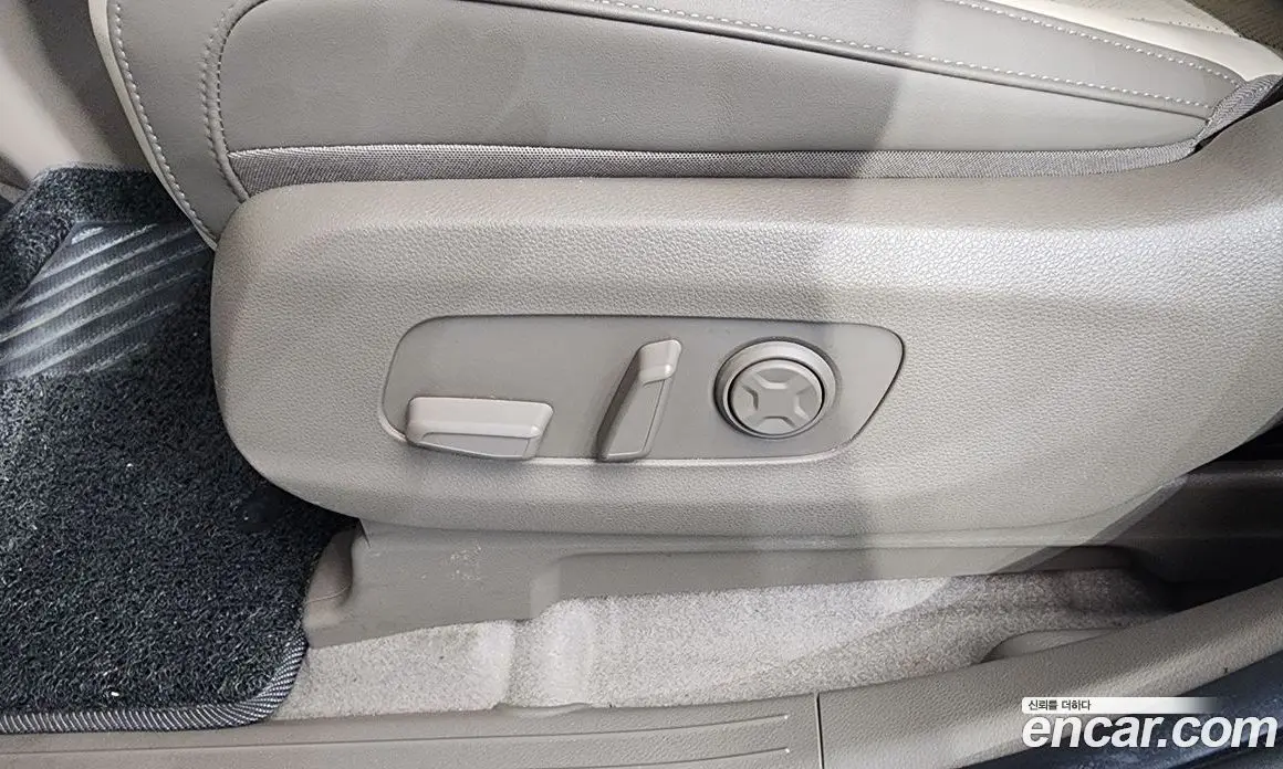 Kia Carnival 2025 2.2 автомат (гидро), фото 31 Kia Carnival 2025 2.2 автомат (гидро), фото 31