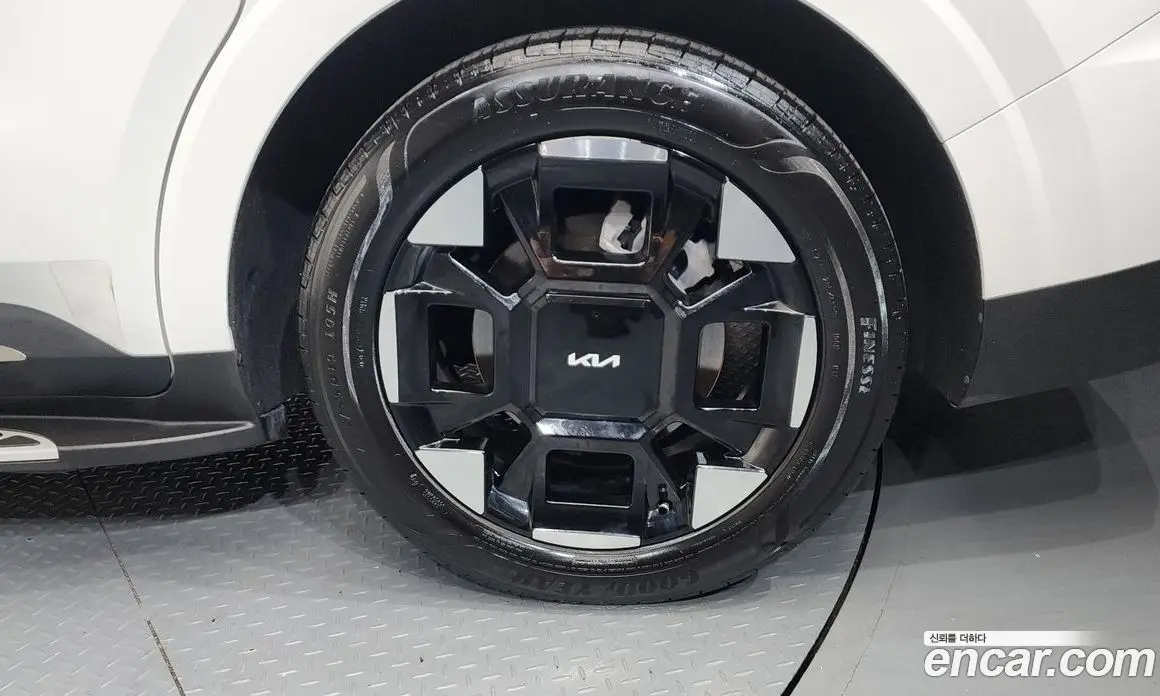 Kia Carnival 2025 2.2 автомат (гидро), фото 7 Kia Carnival 2025 2.2 автомат (гидро), фото 7