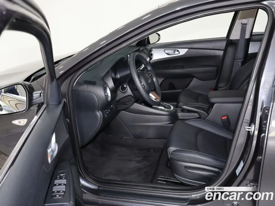 Kia K3 2022 1.6 автомат (гидро), фото 9 Kia K3 2022 1.6 автомат (гидро), фото 9