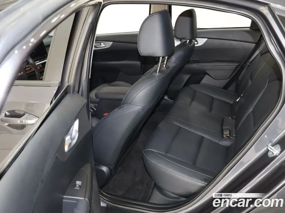 Kia K3 2022 1.6 автомат (гидро), фото 10 Kia K3 2022 1.6 автомат (гидро), фото 10