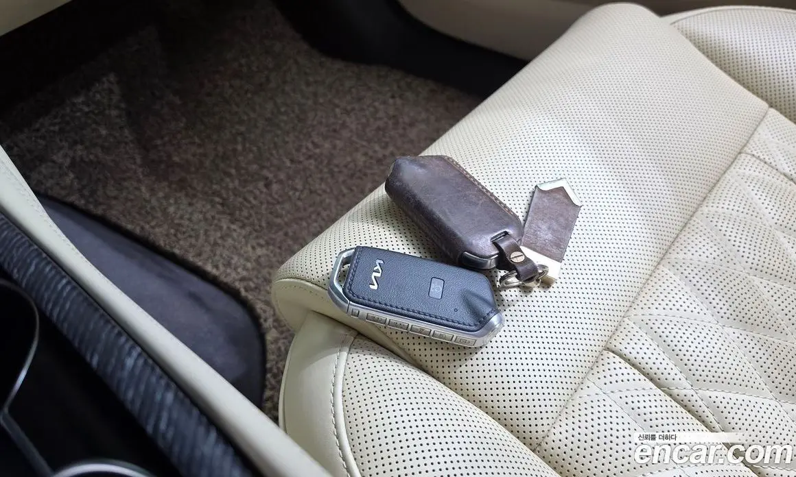 Kia K9 2021 3.8 автомат (гидро), фото 20 Kia K9 2021 3.8 автомат (гидро), фото 20