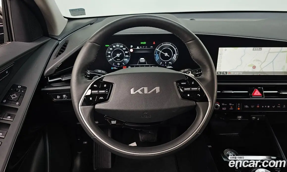 Kia Niro 2023 0.2 автомат (гидро), фото 13 Kia Niro 2023 0.2 автомат (гидро), фото 13