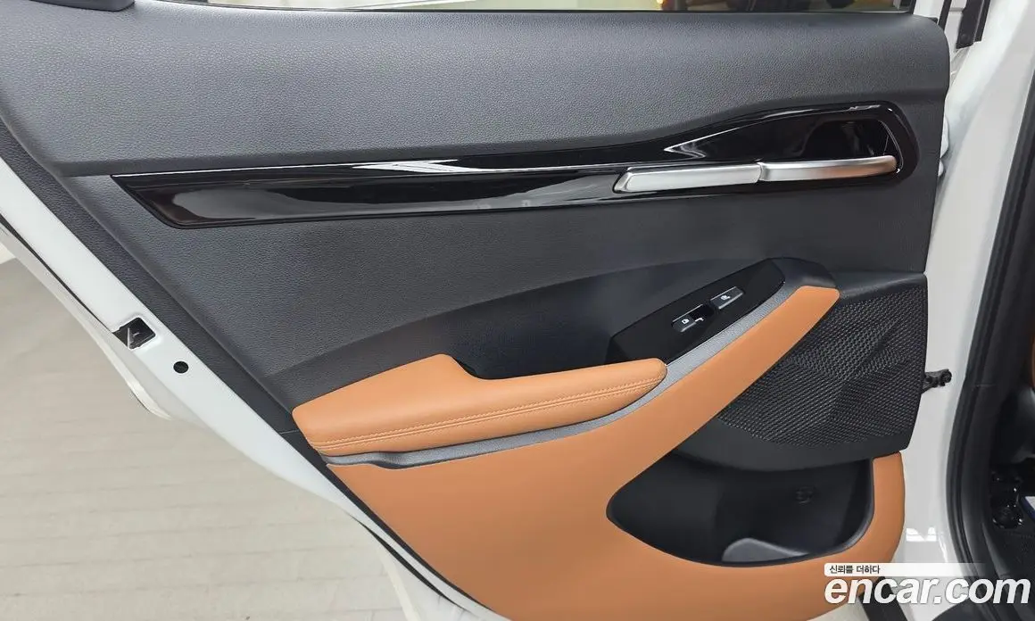 Kia Seltos 2024 1.6 автомат (гидро), фото 14 Kia Seltos 2024 1.6 автомат (гидро), фото 14